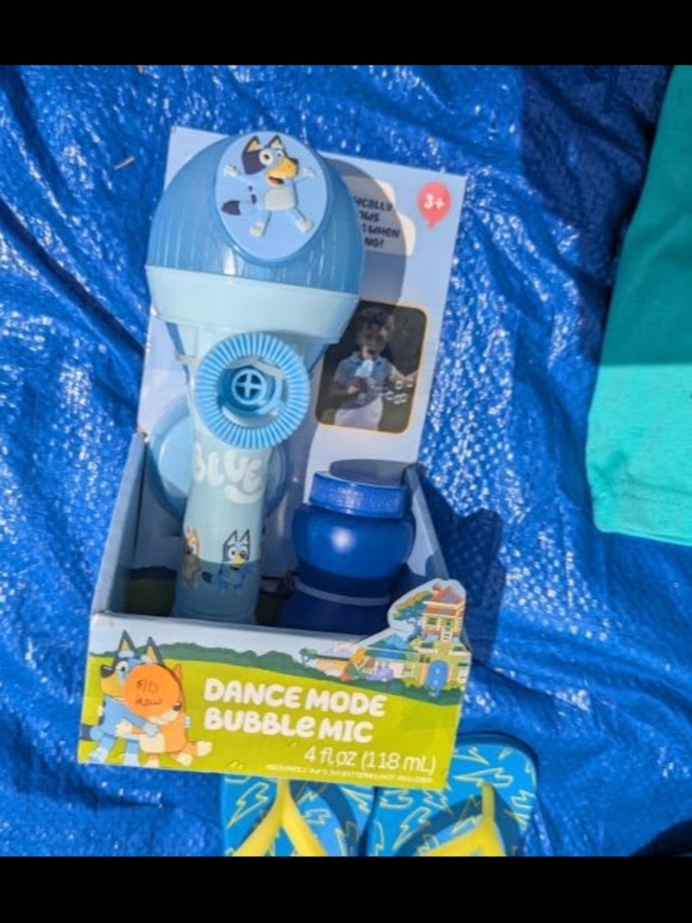 Bluey Dance Mode Bubble Mic Toy